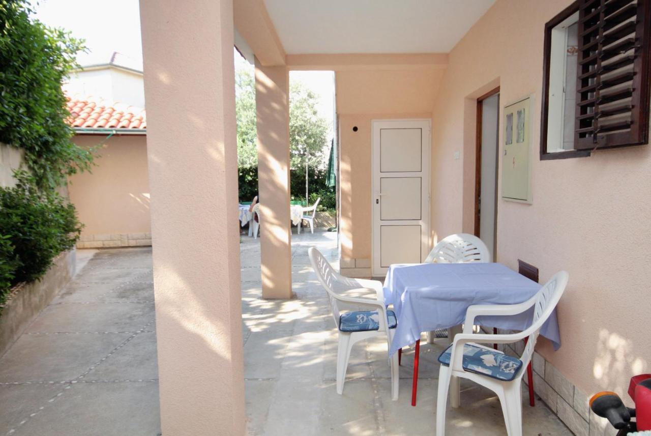 Apartments With A Parking Space Novi Vinodolski - 5587 Exterior photo
