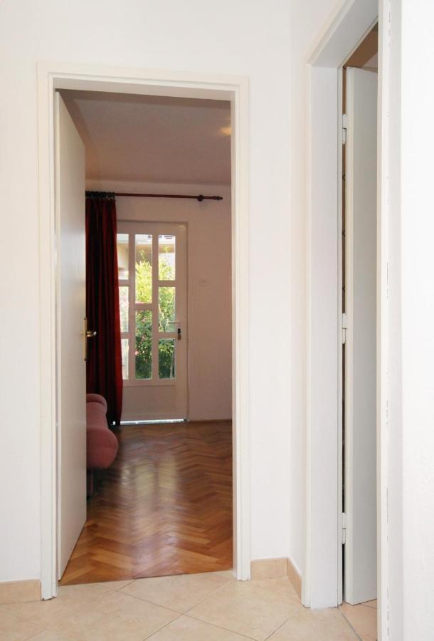 Apartments With A Parking Space Novi Vinodolski - 5587 Exterior photo