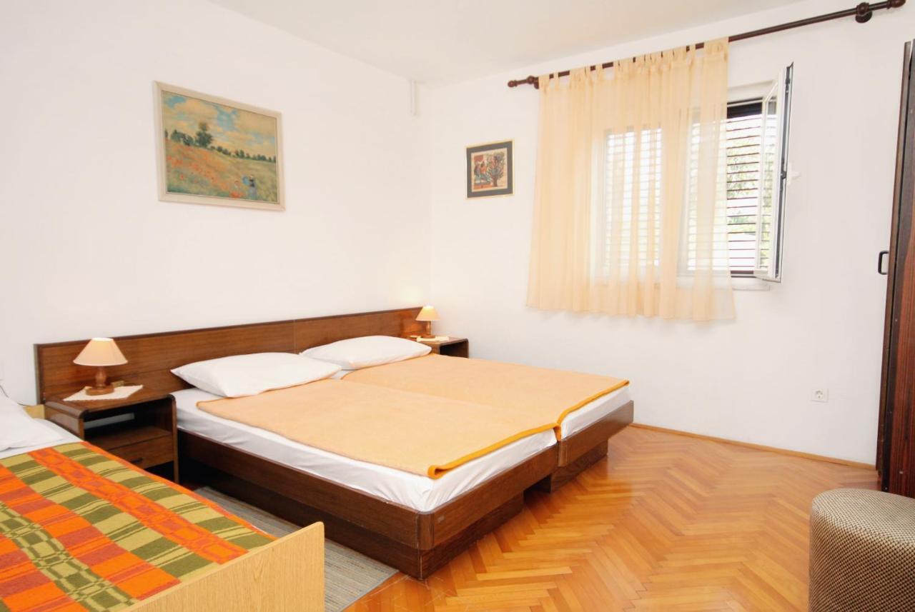 Apartments With A Parking Space Novi Vinodolski - 5587 Exterior photo